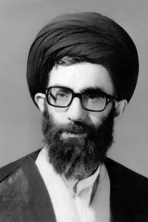 رهبر انقلاب