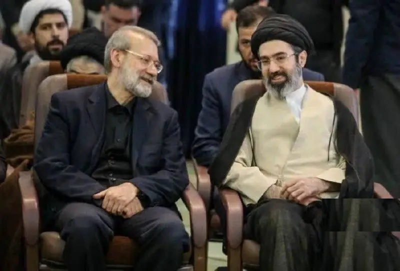 علی لاریجانی و مجتبی خامنه ای