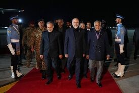 خبرگزاری دولت: اخبار منتشر شده در مورد لغو سفر هیئت ایرانی به سوئیس کذب است