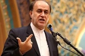 ببینید | رونمایی نایب رئیس مجلس از بمب اتم ایران روی آنتن تلویزیون