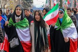 انسجام ملی مهمتر است یا حجاب؟ | ایجاد تنش در برخورد با بی‌حجابی به دوقطبی‌سازی تبدیل می‌شود  