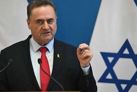 وزیر جنگ اسرائیل: از لبنان عقب‌نشینی نمی‌کنیم | اگر ایران به خاطر لبنان حمله کند ما با قدرت به ایران حمله خواهیم کرد
