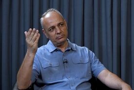 پاسخ زیدآبادی به روزنامه جوان درباره موضوع برگزاری رفراندوم؛ بیخود گیر ندهید!