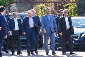 سایه تردید بر مذاکرات ژنو؛ دیپلماسی ایران و آمریکا در آستانه تصمیم جنگ یا توافق

