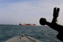اختلال در تنگه هرمز؛ نگرانی جهانی از بازار نفت