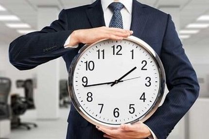 بررسی لایحه تغییر ساعت رسمی کشور در مجلس؛ بعید است تا پایان سال به نتیجه برسد