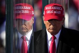 ببینید | کمپین ۱۰۰ میلیون دلاری ترامپ را بکش (Kill Trump) کار دست ترامپ داد