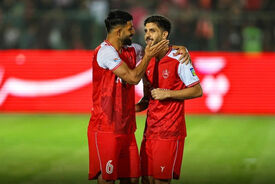 خلاصه بازی پرسپولیس 4 - استقلال خوزستان 1
