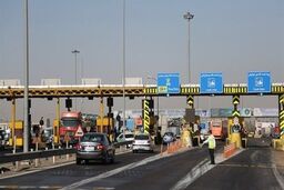 گیت‌های عوارضی آزادراه تهران - شمال و ساوه - سلفچگان برداشته شد