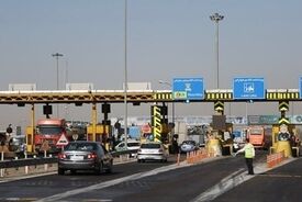 گیت‌های عوارضی آزادراه تهران - شمال و ساوه - سلفچگان برداشته شد