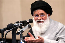 علم الهدی: رهبری اجازه دادند تا آتش‌بس شود