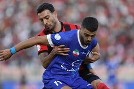 «حساب‌ها صاف نشد»؛ تراکتور و استقلال هنوز از هم طلبکارند