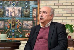 افقه: بدون شوک ارزی، اعتراضات دی به این شکل رخ نمی‌داد/دولت چهاردهم در سیاست‌گذاری اقتصادی مسیر نادرستی رفت