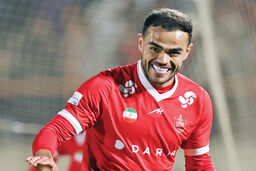 اورونوف در پرسپولیس به بن‌بست رسید