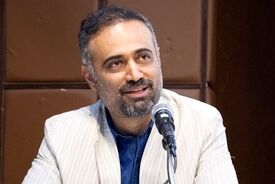 دبیری مهر: قطع اینترنت، سرمایه اجتماعی و اقتصاد را تضعیف می‌کند | اینترنت طبقاتی بی‌ثمر است
