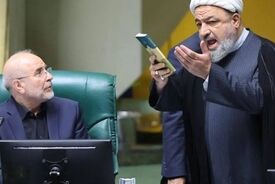 روزنامه اصولگرا: نمایندگان مجلس باید از حرف نسنجیده پرهیز کنند | تجمعات شبانه نباید محل شعارهای عصبی باشد