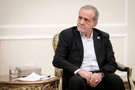 پزشکیان: خواستهٔ آمریکا از ایران، محال و غیرممکن است