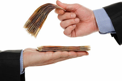 افزایش مبلغ ثابت به حقوق تمامی مشمولان