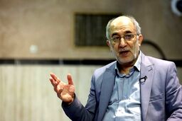 حسین علایی: روش‌های قدیمی جواب نمی‌دهد، اینترنت را باز کنید | اجازه بدهیم خبرنگاران خارجی به ایران بیایند