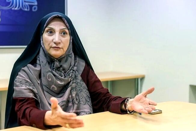 دست خالی رسانه‌های داخلی برای روایت ملی