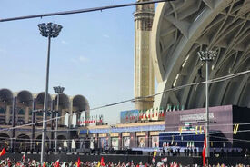 ببینید | نمایی از پیکر رهبر شهید و خانواده ایشان در مصلی تهران