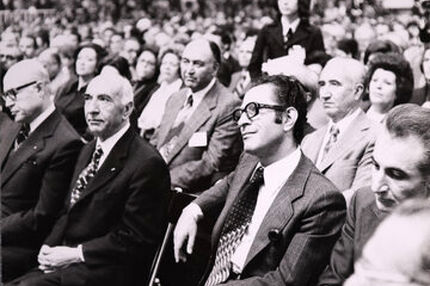 آخرین دبیر بنیاد فرح: تشکیل حزب رستاخیز یکی از دلایل عمده انقلاب ایران بود