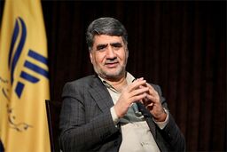 سبحانی‌فر: تندروها قادر به تغییر تصمیم راهبردی نظام درباره مذاکره نیستند