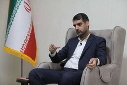عصبانیت عضو جبهه پایداری از صداوسیما به‌خاطر نمایش زنان بی‌حجاب در راهپیمایی ۲۲ بهمن