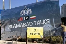 رویترز: فرمانده ارتش پاکستان محاصره دریایی آمریکا را مانع مذاکرات می‌داند