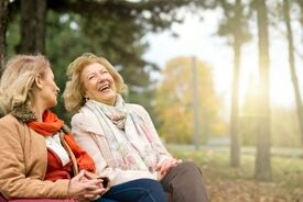 رازهای علمی شادی پایدار: چرا بعضی افراد همیشه شادتر به نظر می‌رسند؟