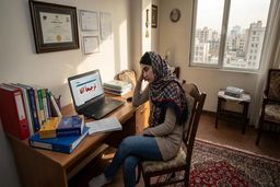 زنان تحصیل‌کرده، بیکارترین قشر بازار کار ایران