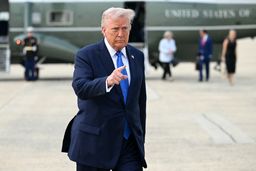 ترامپ: تا ۱۰ روز دیگر نتیجه توافق با ایران مشخص می‌شود