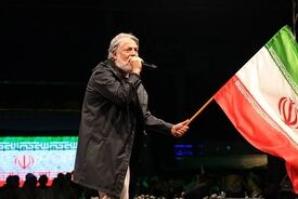 طرفداران پهلوی بازگشت قیصر را تحمل نکردند | روزنامه اصولگرا: مسئولان مراقب باشند قیصر به سرنوشت حبیب دچار نشود