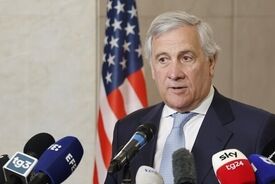 وزیر خارجه ایتالیا در پاسخ به تهدید ترامپ: اتحاد رم با آمریکاست، نه با ترامپ