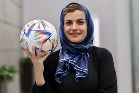 روزنامه جوان: فدراسیون فوتبال پاسخ دهد؛ زهرا هراتیان برای تمدید گرین‌کارت به آمریکا رفته؟