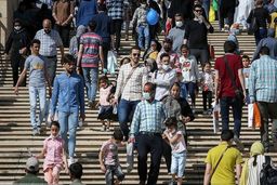 برزخ ابدی طبقه متوسط؛ وقتی تحصیلات دیگر نان نمی‌شود