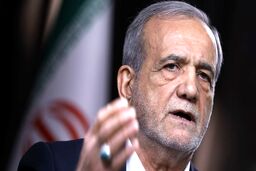 انتقاد اطلاعات از دولت: ارز ترجیحی را حذف کردید، حالا اثرش را در تورم می بینید