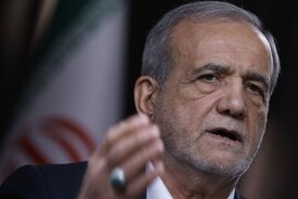 پزشکیان: جنگ به نفع هیچ‌کس نیست | باید از هر مسیر عقلانی و دیپلماتیک برای کاهش تنش‌ها استفاده کرد