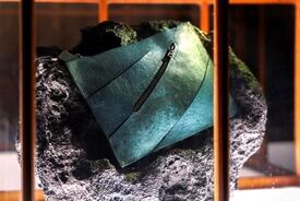 عجیب‌ترین کالای لوکس سال روی دست سازندگانش ماند