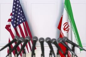 کیهان: توافق موقت به نفع ترامپ است | مذاکره در حالی صورت می‌گیرد که در شرایط جنگی هستیم و امکان حمله دشمن است