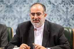 واکنش حسام الدین آشنا، به ادعای نبویان درباره نامه‌های «به کلی سری» مربوط به رهبر انقلاب