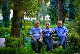 رفتار عجیب بانک رفاه کارگران در کم کردن ارقام فاحش از حقوق بازنشستگان | ۲۵ سال پیش وام گرفته‌ای قسطش را نداده‌ای!