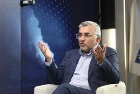 قنبری: اگر توافق نفع اقتصادی برای آمریکا نداشته باشد، شکست می‌خورد | در تفاهمنامه خرید کالاهای آمریکایی نیست