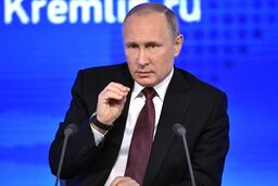 پوتین: پیشنهاد روسیه برای خارج کردن اورانیوم غنی‌شده ایران روی میز است