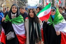 رسانه ملی میان واقعیت جامعه و سیاست رسمی حجاب گیر کرده است