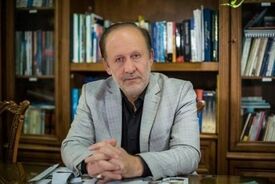 ساداتیان: بعد از انتخابات آمریکا ممکن است وارد درگیری شویم | اگر ایران را به خاموشی ببرید، کل منطقه خاموش می‌شود
