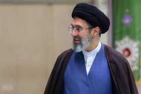 مسعود پزشکیان با آیت‌الله سیدمجتبی خامنه‌ای، رهبر انقلاب دیدار کرد