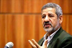 فرمانده سابق سپاه: ایران محتاطانه و دست روی ماشه مذاکره می‌کند