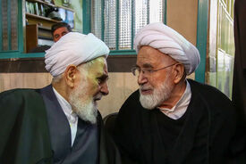 عکس |  محمد خاتمی، ناطق نوری و مهدی کروبی در یادبود امام جمارانی