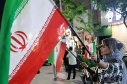  ​​​​تولیت آستان قدس رضوی : به خانم های بدحجاب در تجمعات خوش‎آمد بگویید